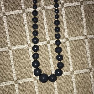 Women’s gray beaded necklace